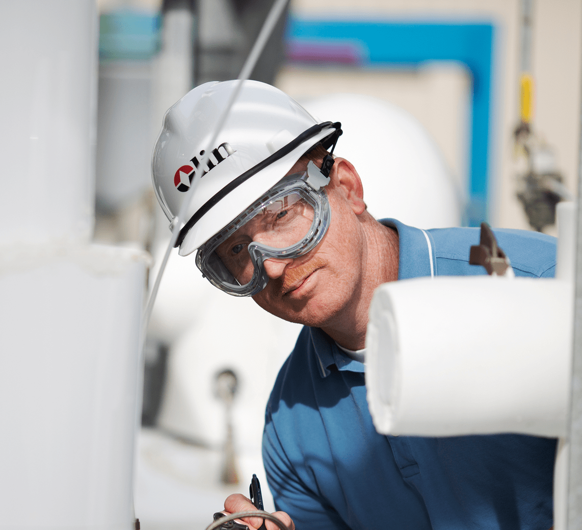 Olin Chloralcalis CA | Image d'un inspecteur de sécurité Olin